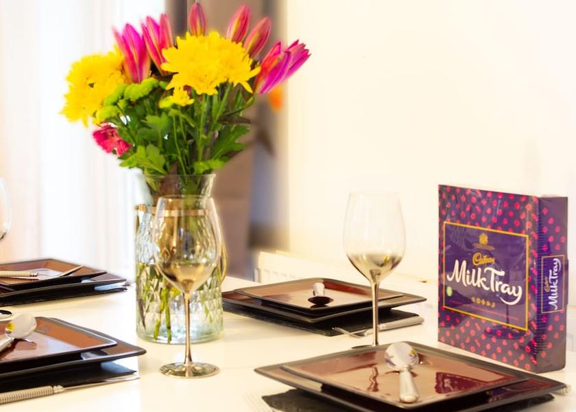 England Exeter Dining Area