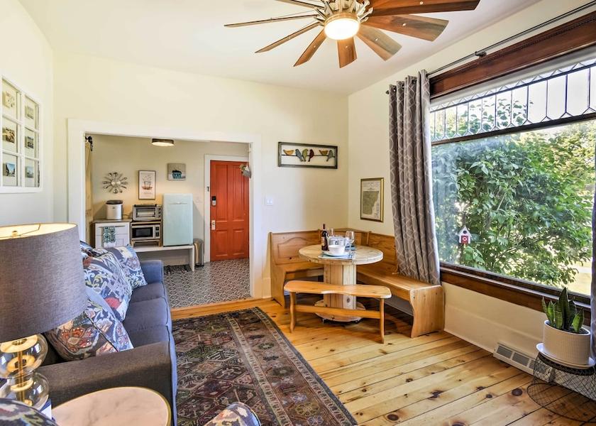 Wisconsin Sturgeon Bay Interior Entrance