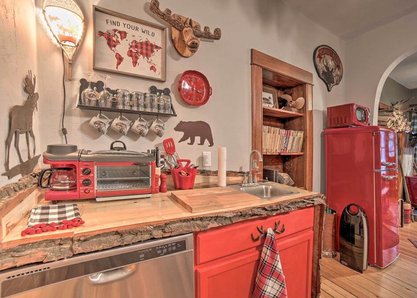 Wisconsin Sturgeon Bay Interior Entrance