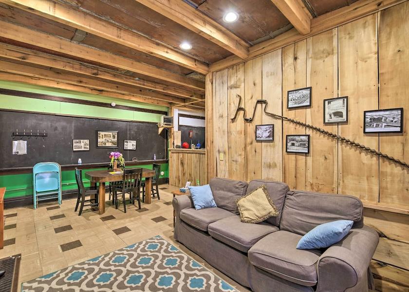 Indiana Gary Primary image