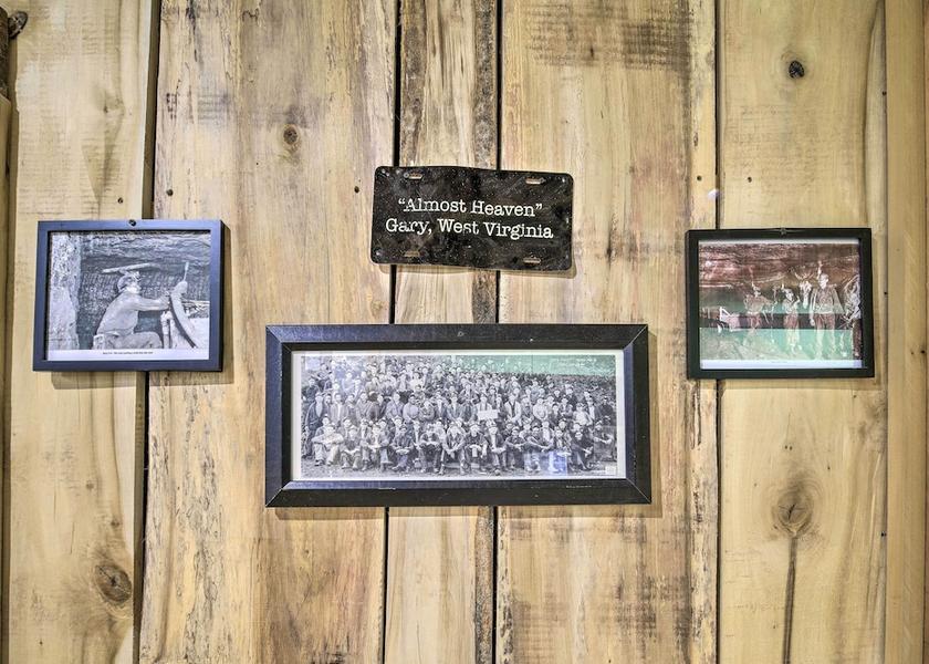 Indiana Gary Interior Entrance