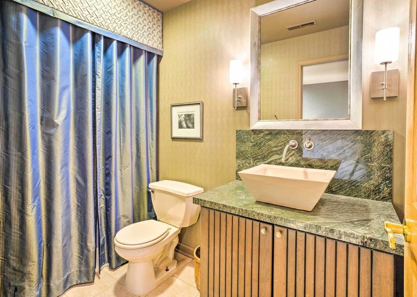 Indiana Gary Interior Entrance