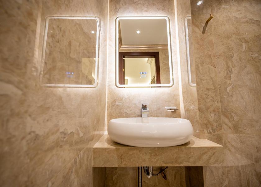 Sabah Kota Kinabalu Deluxe Queen Room