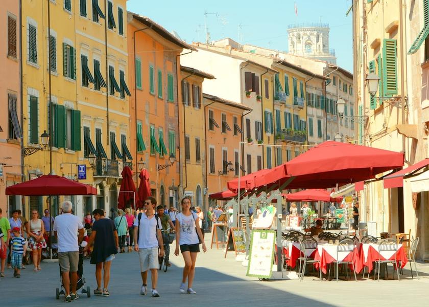 Tuscany Pisa Exterior Detail