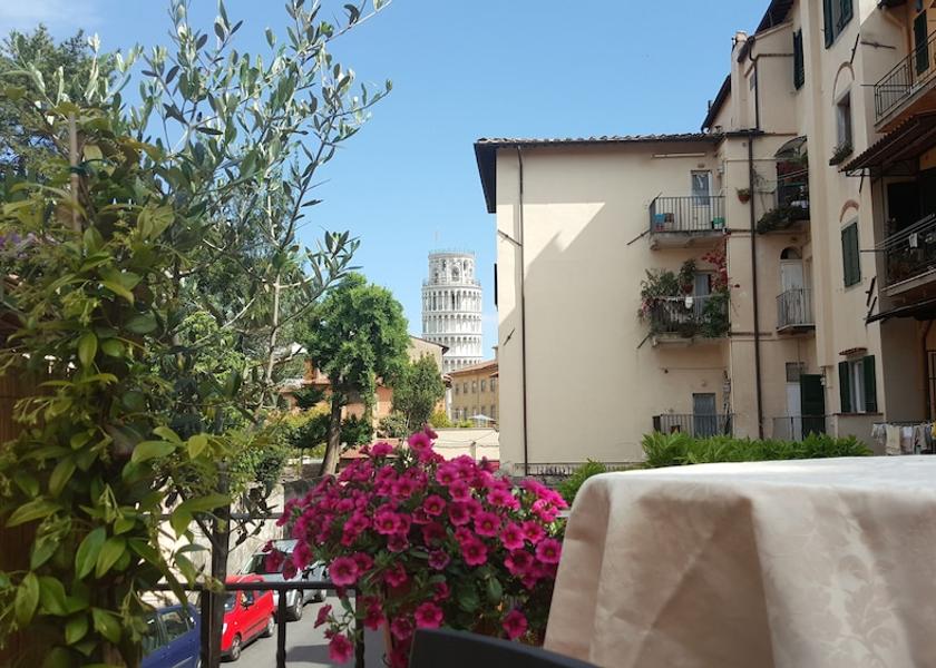 Tuscany Pisa Bar