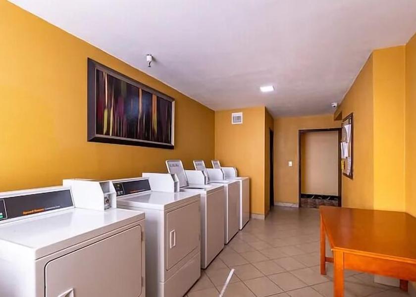 Nevada Bullhead City Laundry Room