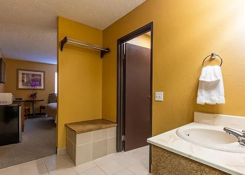 Nevada Bullhead City Bathroom
