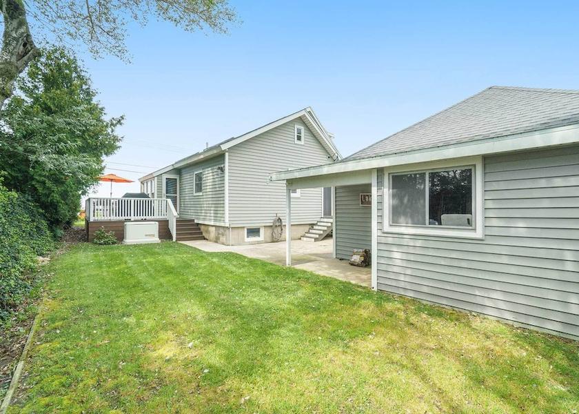 Michigan Manistee Interior Entrance