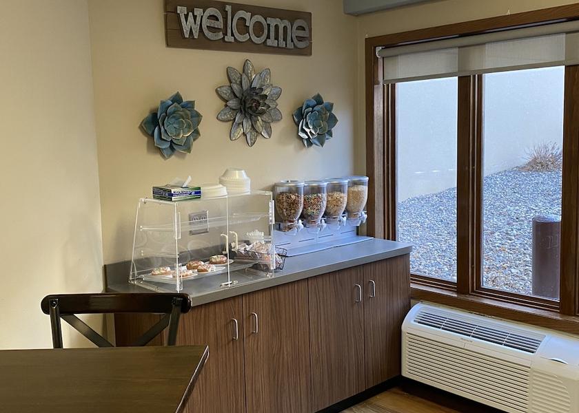 South Dakota Sioux Falls Breakfast Area