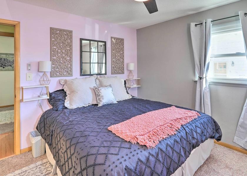 Iowa Cedar Rapids Interior Entrance