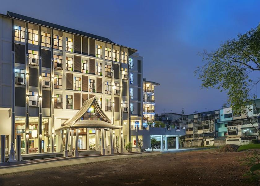 Songkhla Hat Yai Exterior Detail