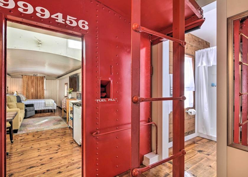 Missouri Joplin Interior Entrance