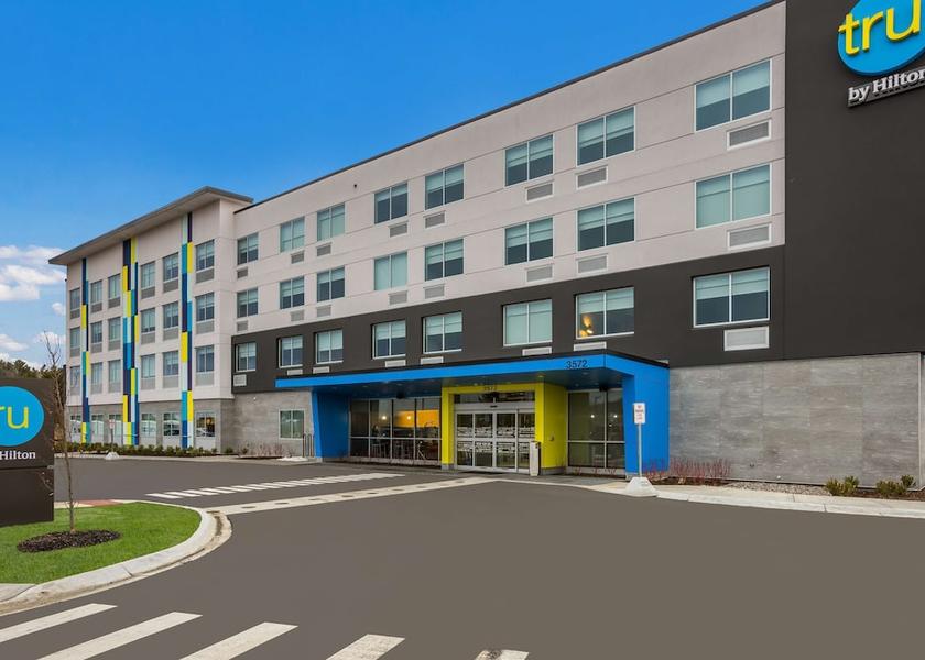 Michigan Traverse City Exterior Detail