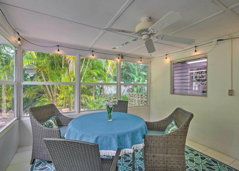 Florida Vero Beach Interior Entrance