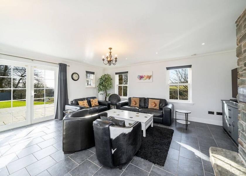 Scotland Dundee Room