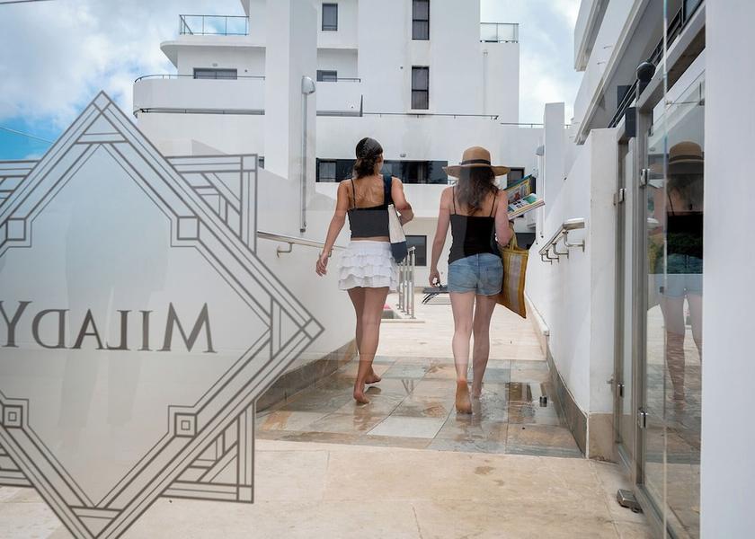 Nouvelle-Aquitaine Biarritz Pool