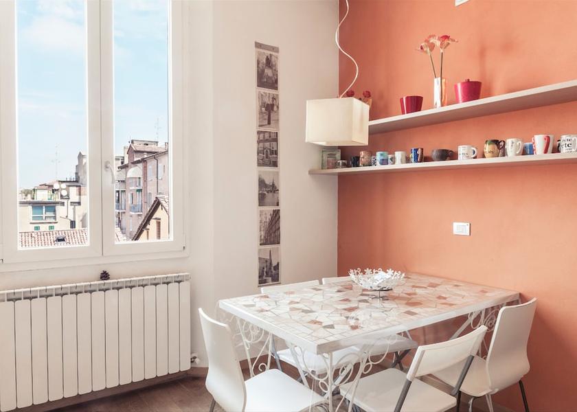 Emilia-Romagna Bologna In-Room Dining