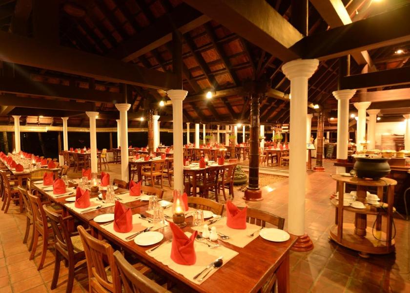 Kerala Kumarakom Food & Dining