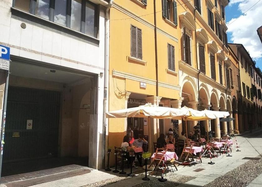 Emilia-Romagna Bologna Exterior Detail