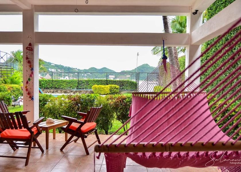 Rivas (department) San Juan del Sur Exterior Detail