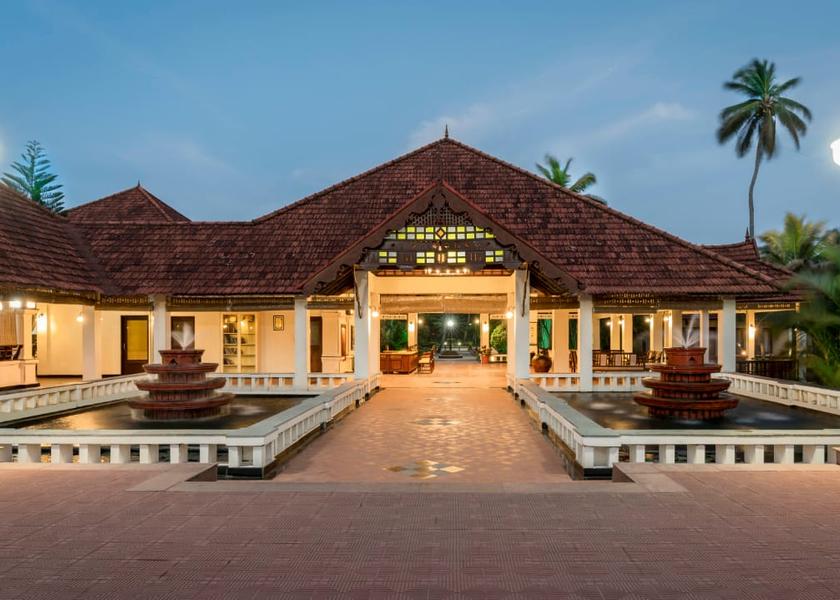 Kerala Kumarakom Hotel Exterior