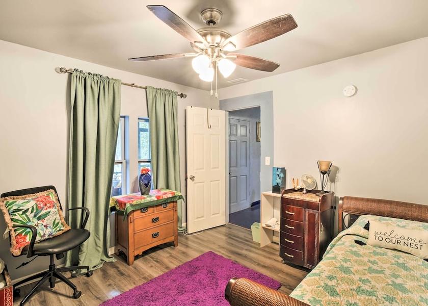 Florida Crescent City Interior Entrance