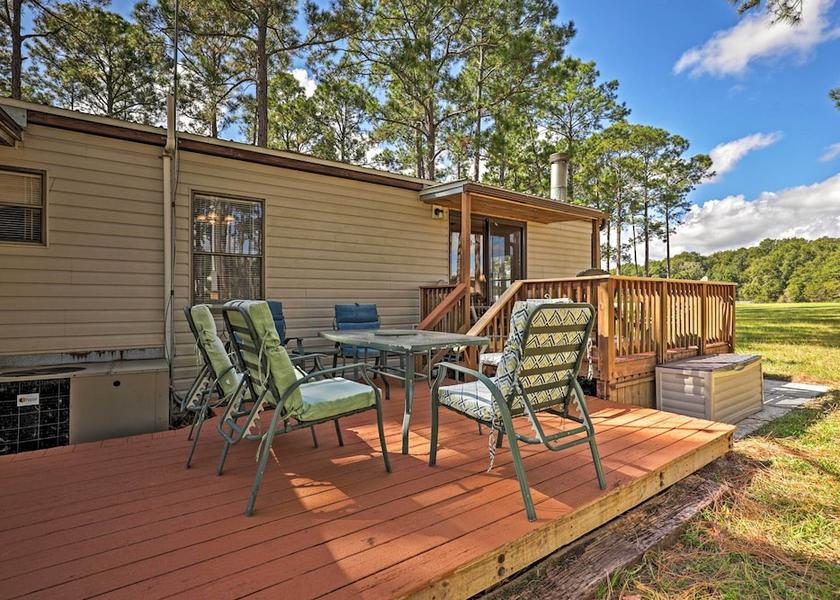 California Crescent City Interior Entrance