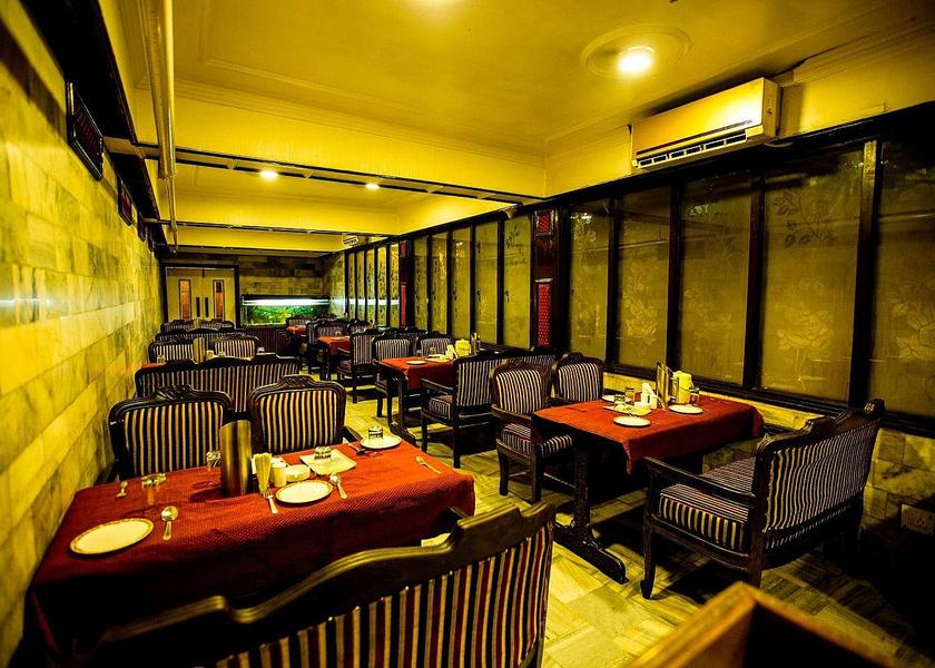 Uttar Pradesh Lucknow Food & Dining