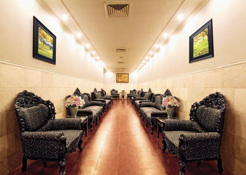 Uttar Pradesh Lucknow Food & Dining