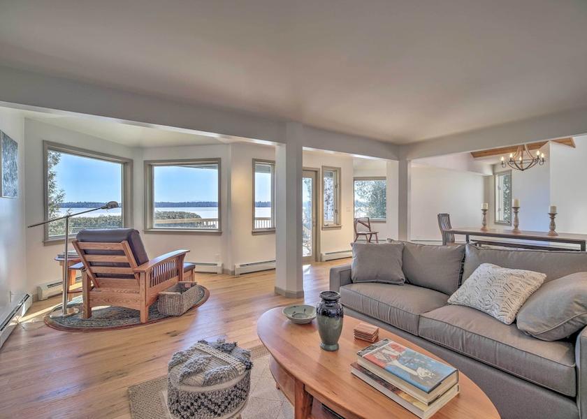 New York Plattsburgh Interior Entrance