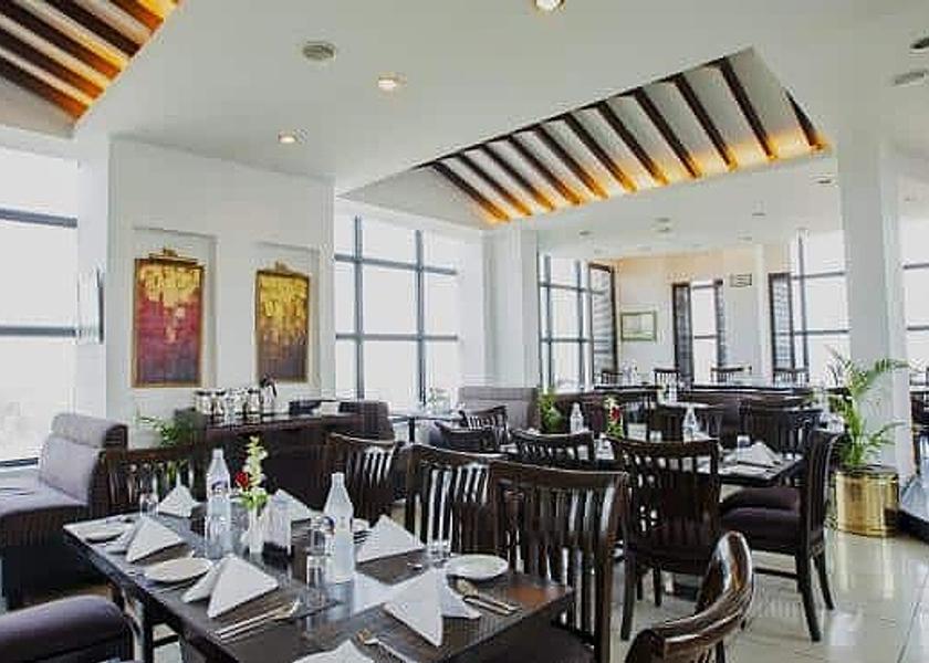 Uttar Pradesh Lucknow Food & Dining