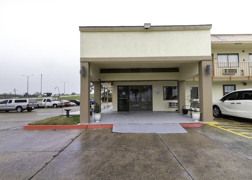 Louisiana Lake Charles Exterior Detail
