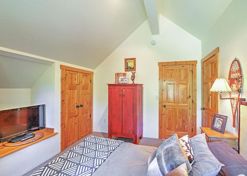Oregon Klamath Falls Interior Entrance