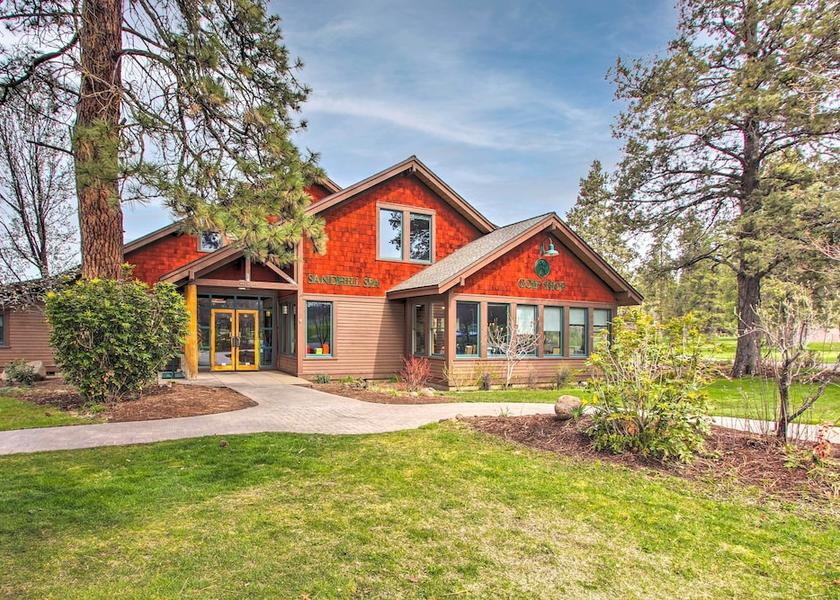 Oregon Klamath Falls Interior Entrance