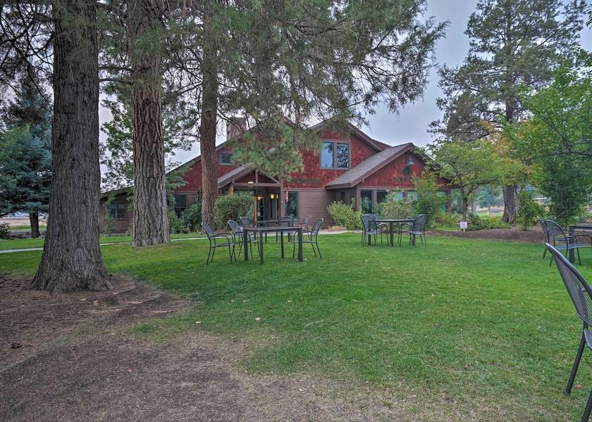 Oregon Klamath Falls Interior Entrance