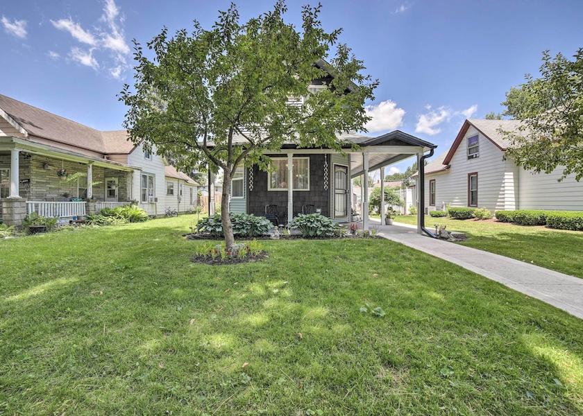 Indiana Fort Wayne Interior Entrance