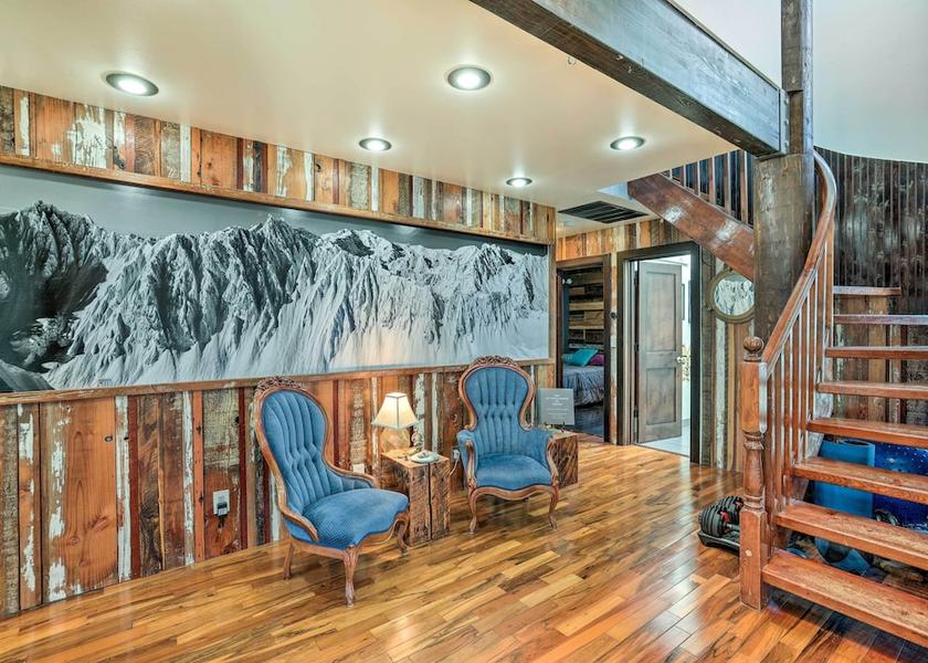 Washington Bellingham Interior Entrance