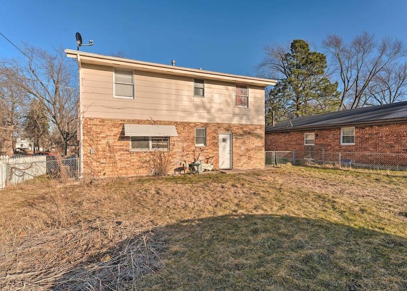 Illinois Rockford Interior Entrance