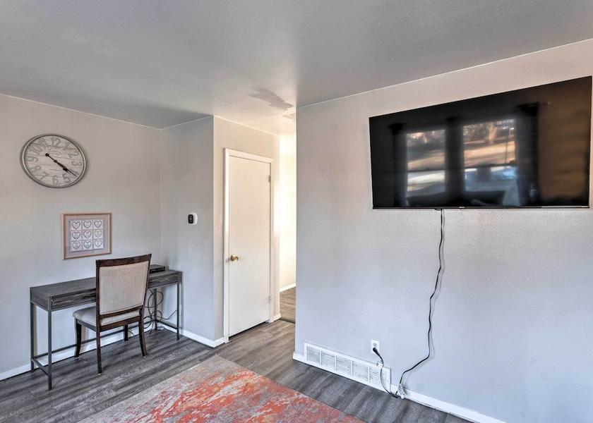 Illinois Rockford Interior Entrance