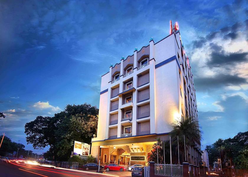 Tamil Nadu Madurai Front of property - evening/night