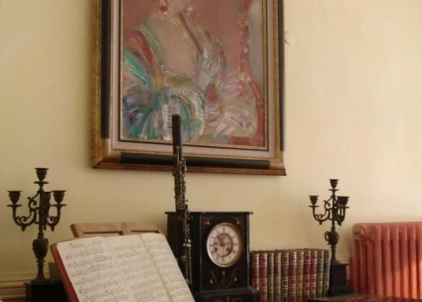 Provence - Alpes - Cote d'Azur Arles Interior Entrance