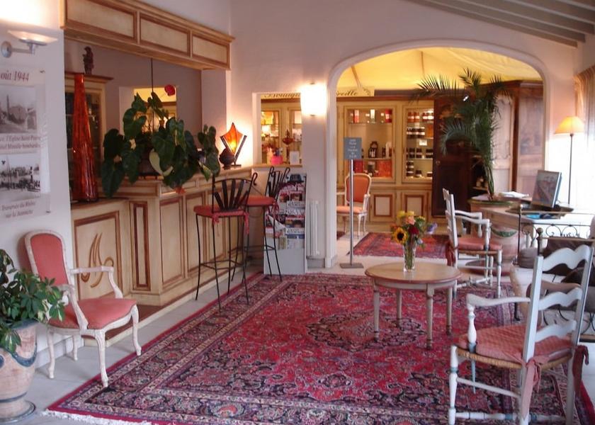 Provence - Alpes - Cote d'Azur Arles Interior Entrance