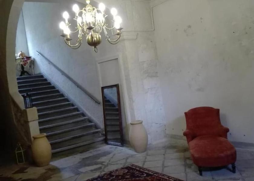 Provence - Alpes - Cote d'Azur Arles Interior Entrance