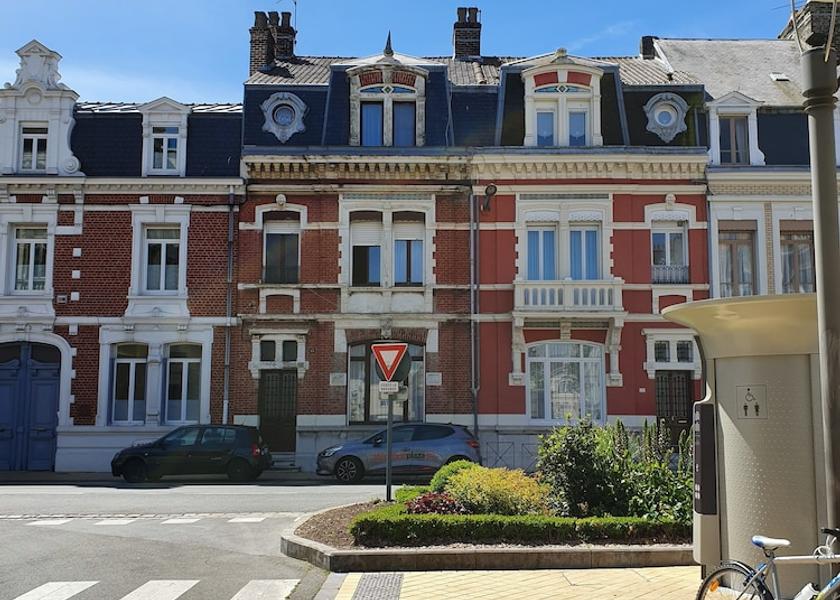 Hauts-de-France Calais Facade
