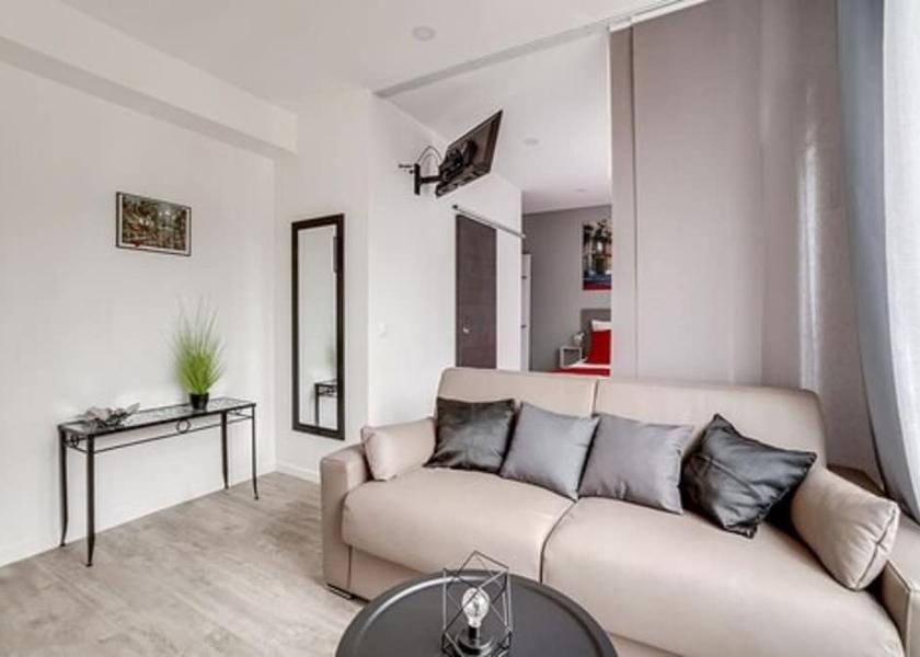 Île-de-France Clichy Living area
