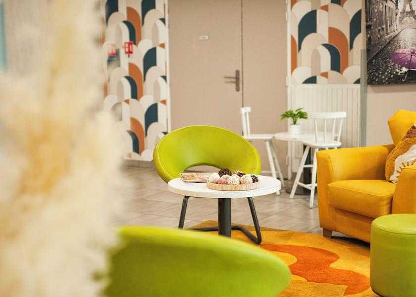 Ile-de-France Clichy Reception