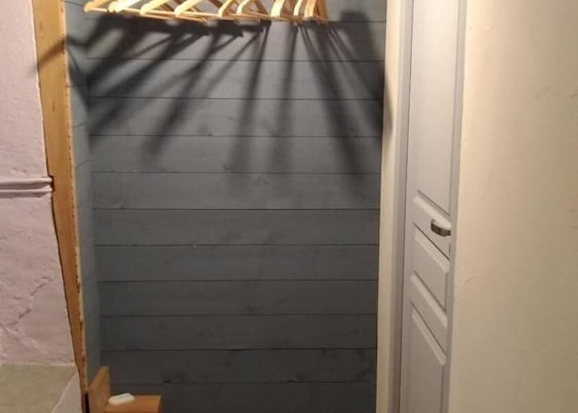 Brittany Dinan Interior Entrance