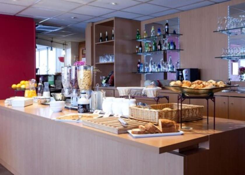 Provence - Alpes - Cote d'Azur Le Cannet Primary image