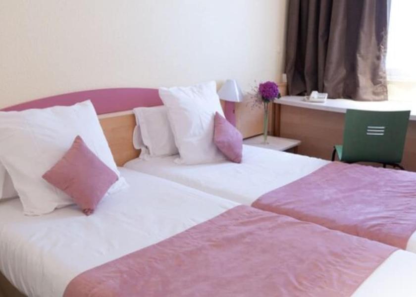 Provence - Alpes - Cote d'Azur Le Cannet Room