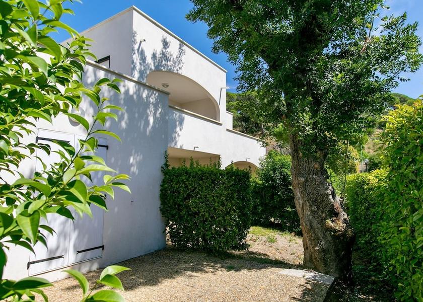 Provence - Alpes - Cote d'Azur Le Cannet Exterior Detail